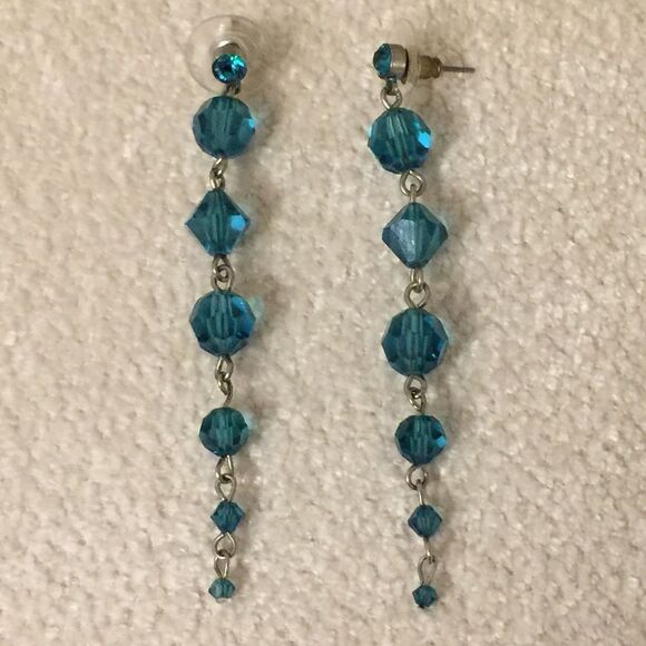 Cache earrings - Picture 2 of 7